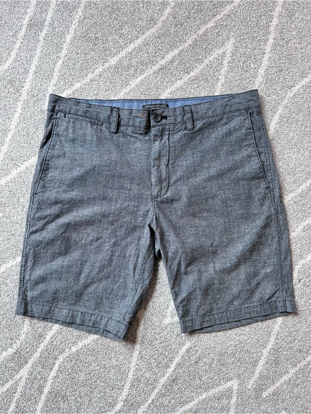 Banana Republic Slim Fit Woven Black Gray Aiden Shorts 33 Waist